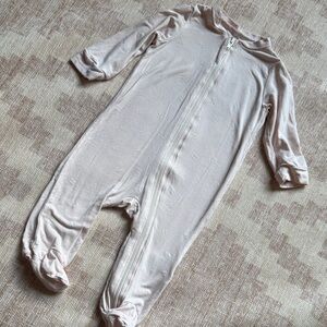 Milkberry Bamboo Pink Blush Kids Footie Pajamas with White Bow Design size 0-3M